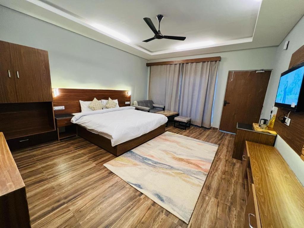 Hotel The Foresta By Orchid Hospitality & Holidays Mukteshwar Exterior foto