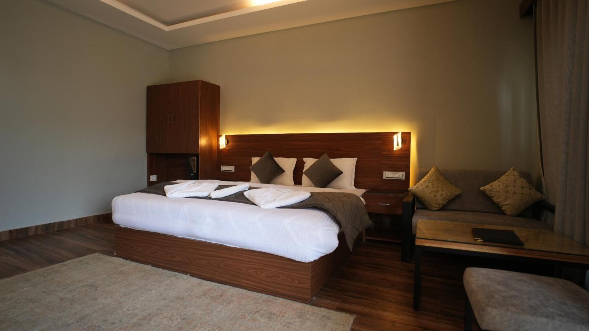 Hotel The Foresta By Orchid Hospitality & Holidays Mukteshwar Exterior foto